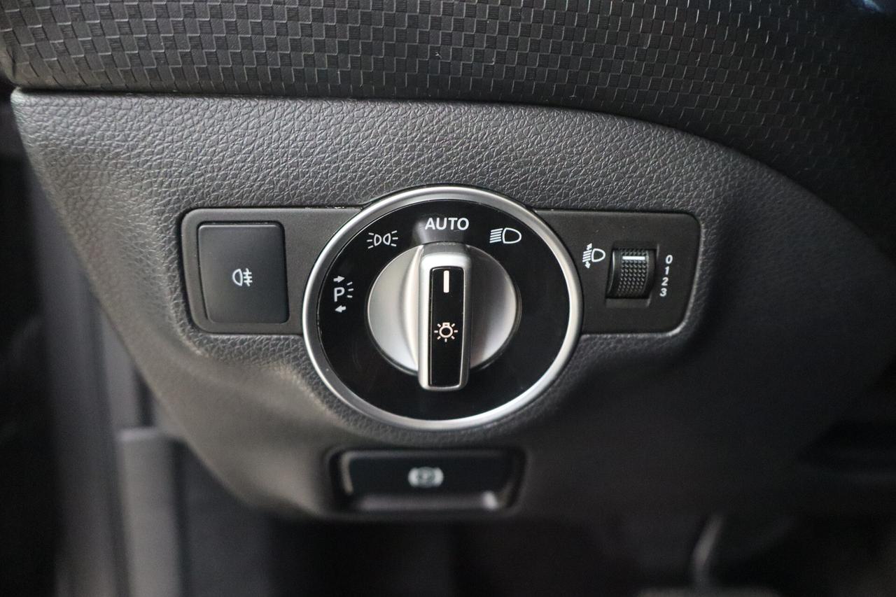 MERCEDES - BENZ A180 CDI SPORT AUTOMATICA