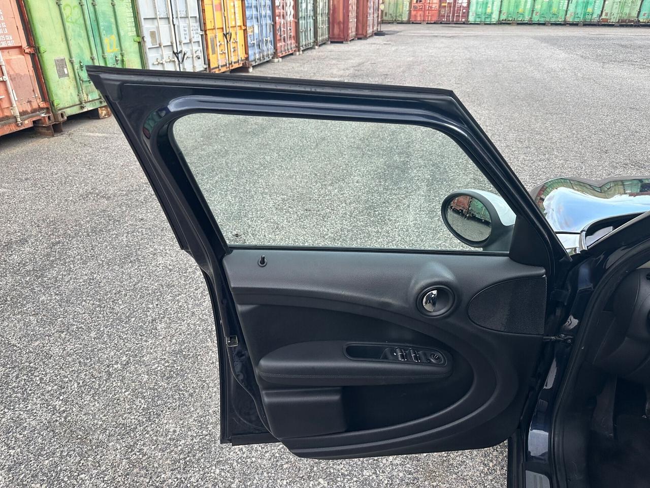 Mini Cooper Countryman 1.6 D blu/bianco