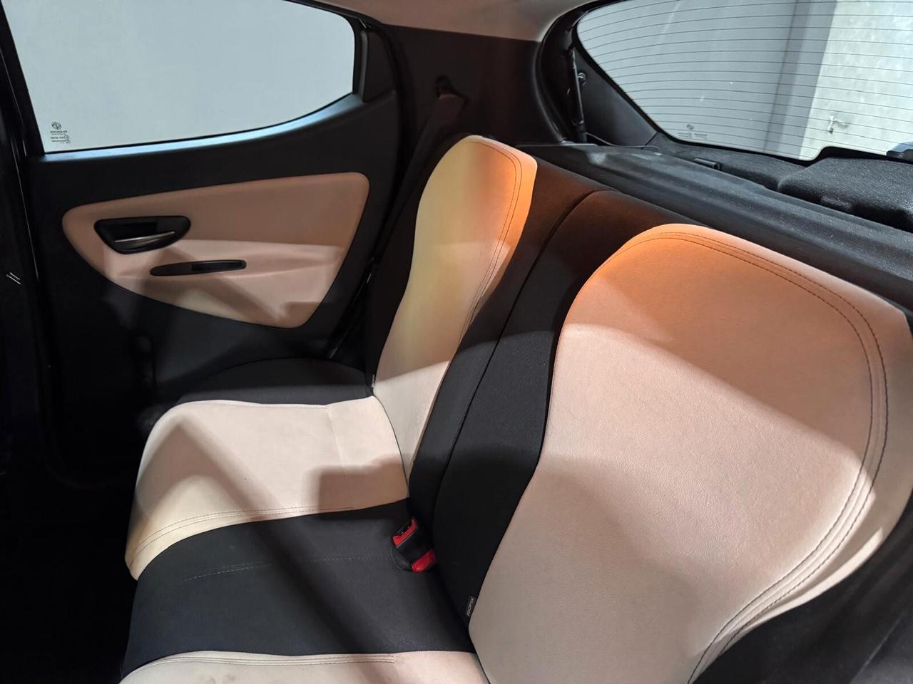 Lancia Ypsilon Benzina Cambio Automatico