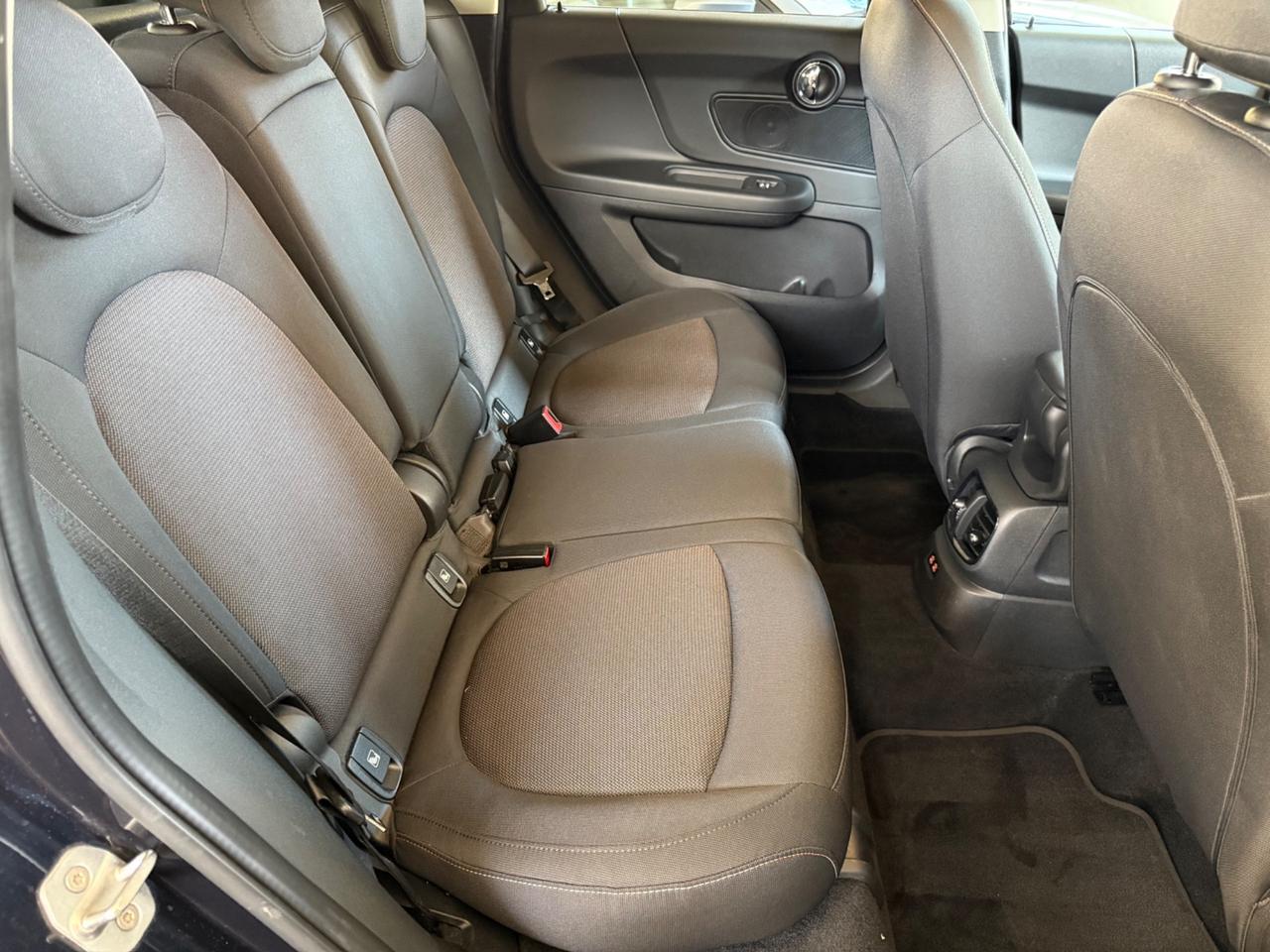 Mini Cooper Countryman 1.5 Hype CAMBIO AUTO UNICO PROP