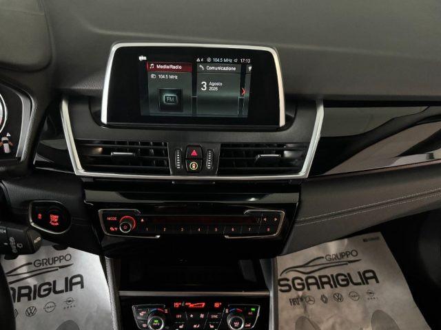 BMW 216 i Gran Tourer Advantage Full Optional