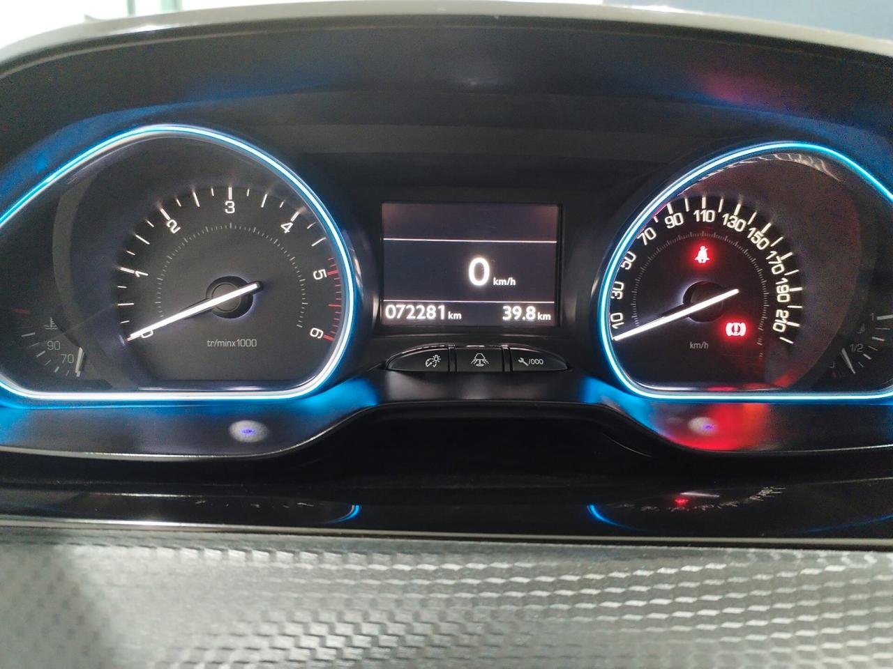 Peugeot 2008 BlueHDi 100 Allure