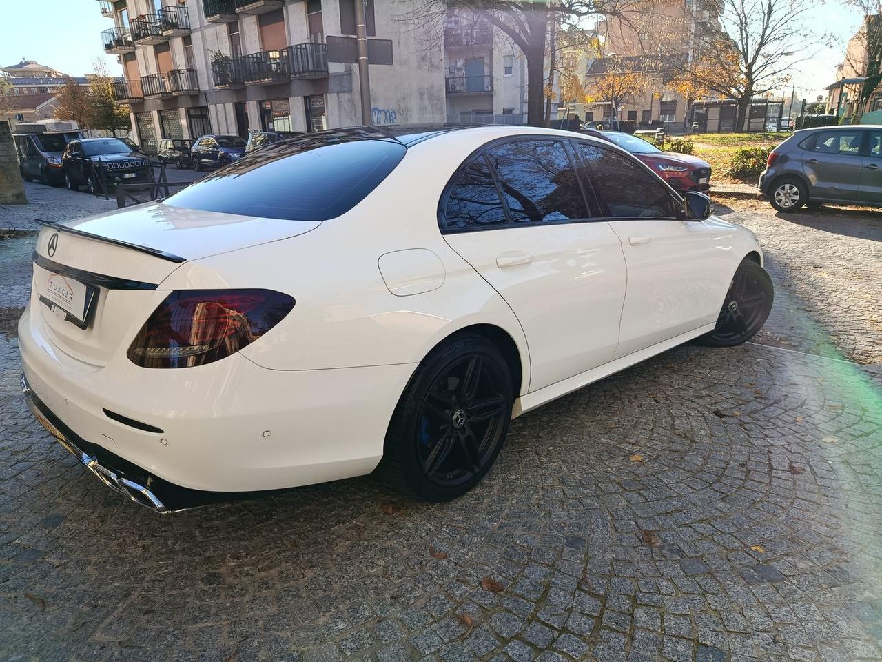 Mercedes-Benz E 220 Premium Plus E 220 D #8033