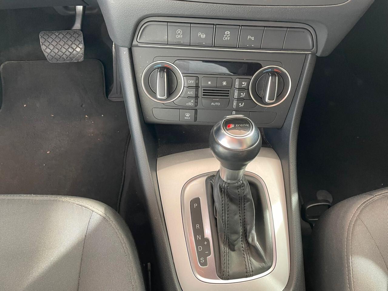 Audi Q3 2.0 TDI 120 CV S-Line Edition