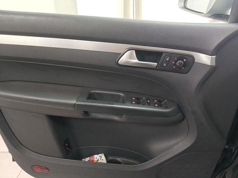 Volkswagen Touran Touran 2.0 tdi Highline 170cv dpf 7POSTI