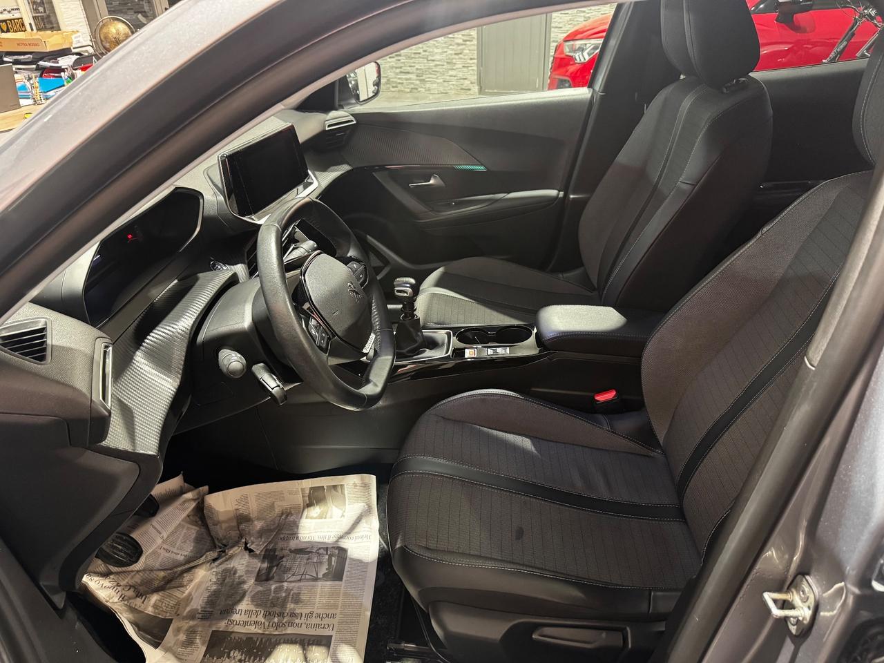 Peugeot 2008 BlueHDi 110 S&S Allure Pack