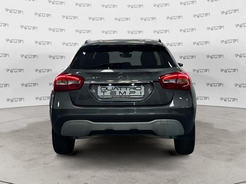 Mercedes-Benz GLA 180 d Business