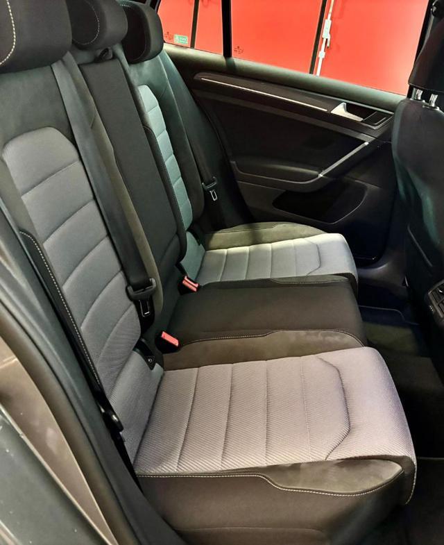 VOLKSWAGEN Golf 1.4 TSI 5p. R-Line