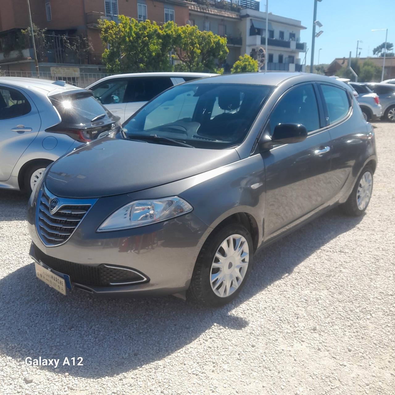 Lancia Ypsilon 1.2 69 CV 5 porte Gold