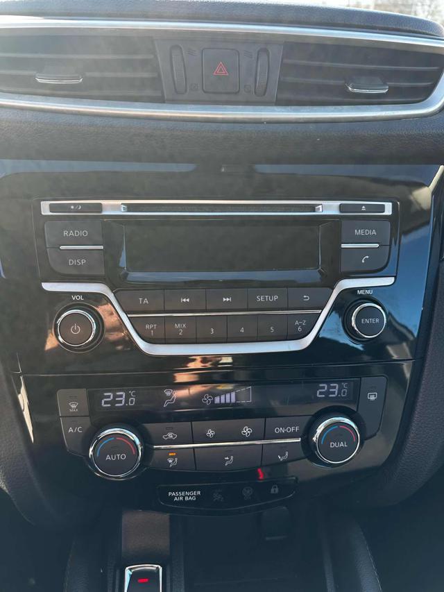 NISSAN Qashqai 1.2 DIG-T Tekna OK NEOPATENTATO