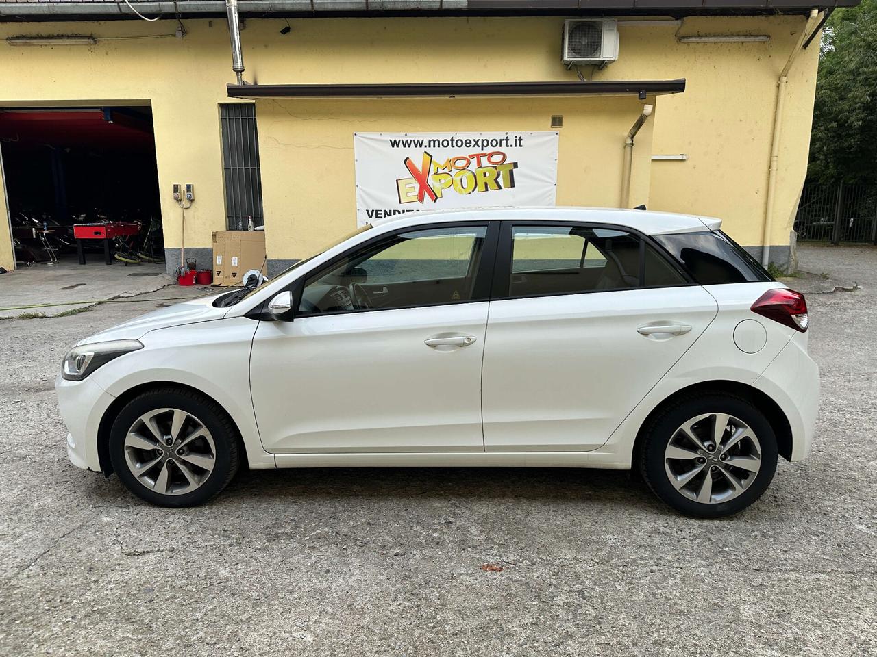 Hyundai i20 1.1 CRDi 12V 5 porte Style - PROBLEMI SU INIEZIONE
