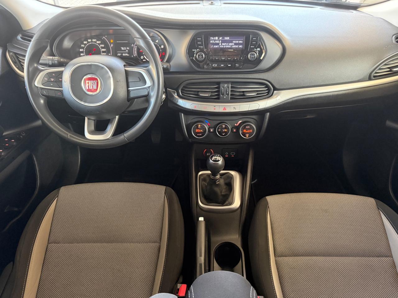 Fiat Tipo 1.4 4 porte Easy UNICOPROP DISTRIB E FRIZ NUOVE