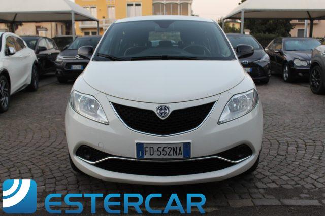 LANCIA Ypsilon 1.2 69CV 5 porte Gold NEOPATENTATI