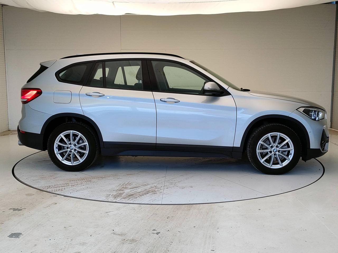 BMW X1 F48 2019 - X1 xdrive18d Advantage auto