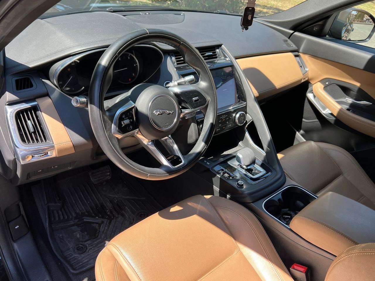 Jaguar E-Pace R-Dynamic HSE D 165 MHEV #11596
