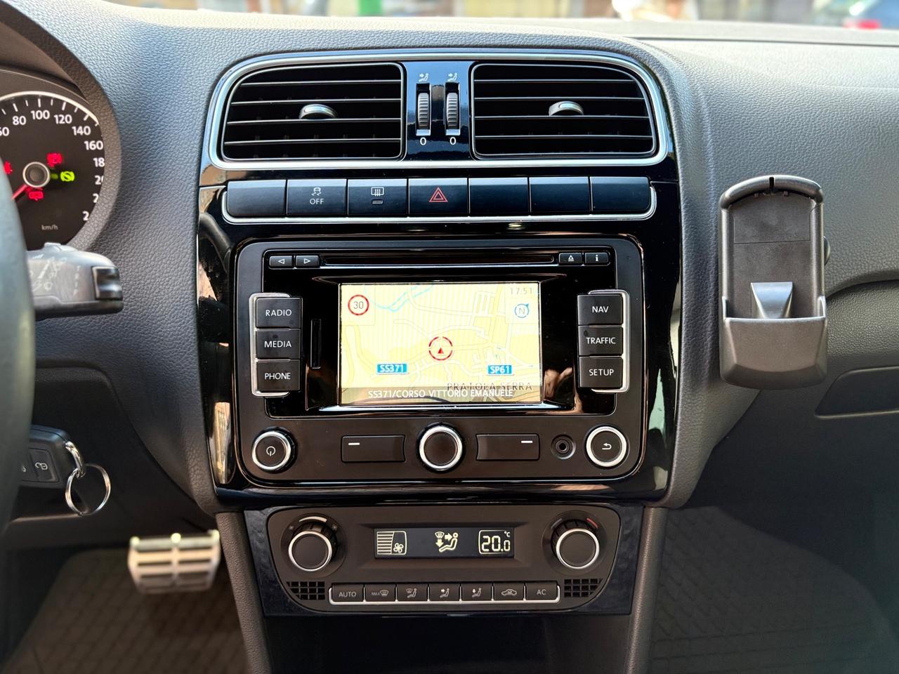 VW Polo 1.6 TDI 90CV DSG 5P R-Line FULL/LED/NAV