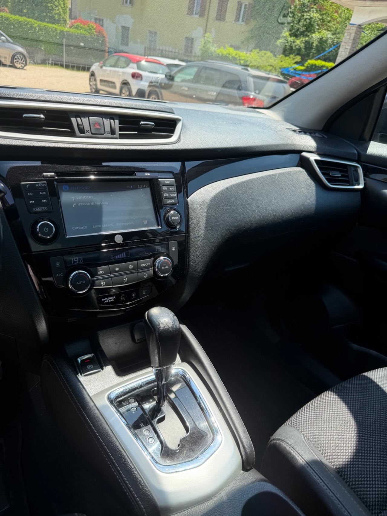 Nissan QASHQAI 1.6 dCi TEKNA TETTO FULLOPT 360CAM