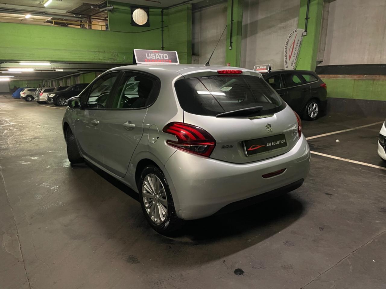 Peugeot 208 1.2 82cv Neopatentati Euro 6