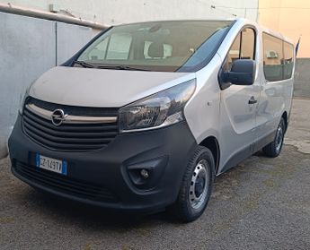 Opel Vivaro 1.7 CDti BITURBO S&S Kombi 9 posti con gancio traino