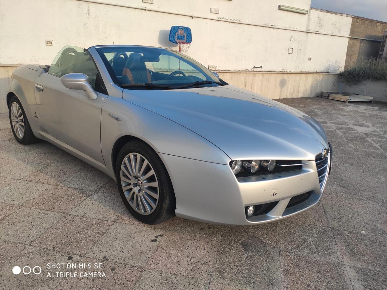 Alfa Romeo Spider 2.2 JTS