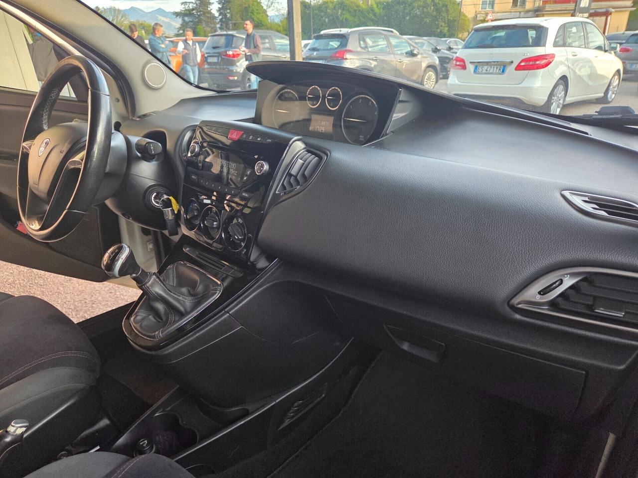 Lancia Ypsilon 1.3 MJT 16V 95 CV 5 porte S&S Platinum
