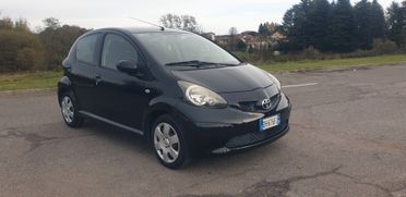 Toyota Aygo 1.0 12V VVT-i 5 porte Sol