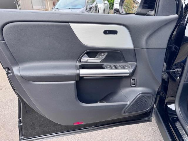 MERCEDES-BENZ GLA 200 d Automatic
