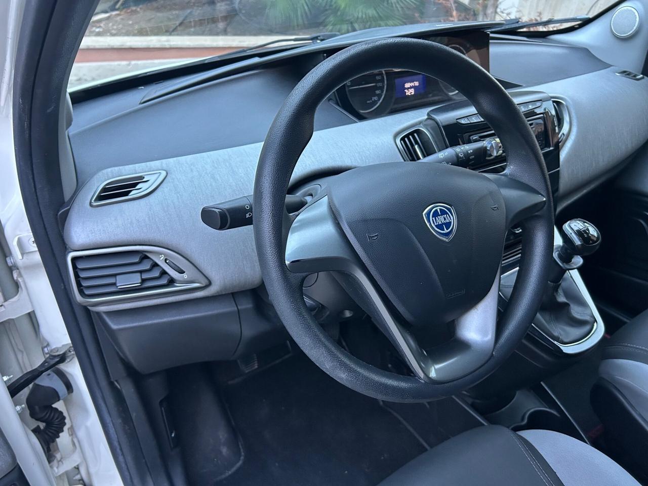 Lancia Ypsilon 1.2 benz ideale per neo patentati