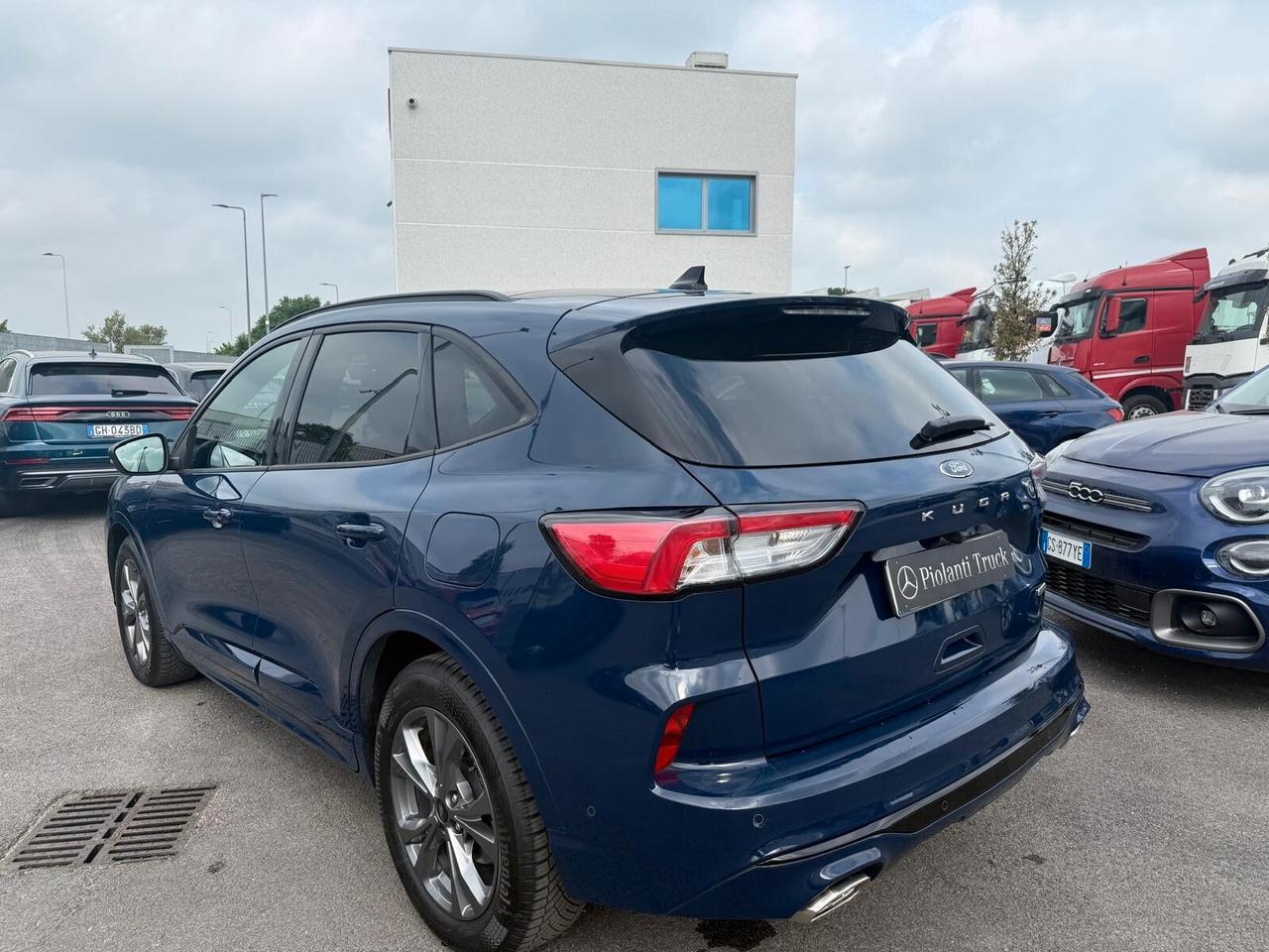 Ford Kuga 2.5 Full Hybrid 190 CV CVT 2WD ST-Line