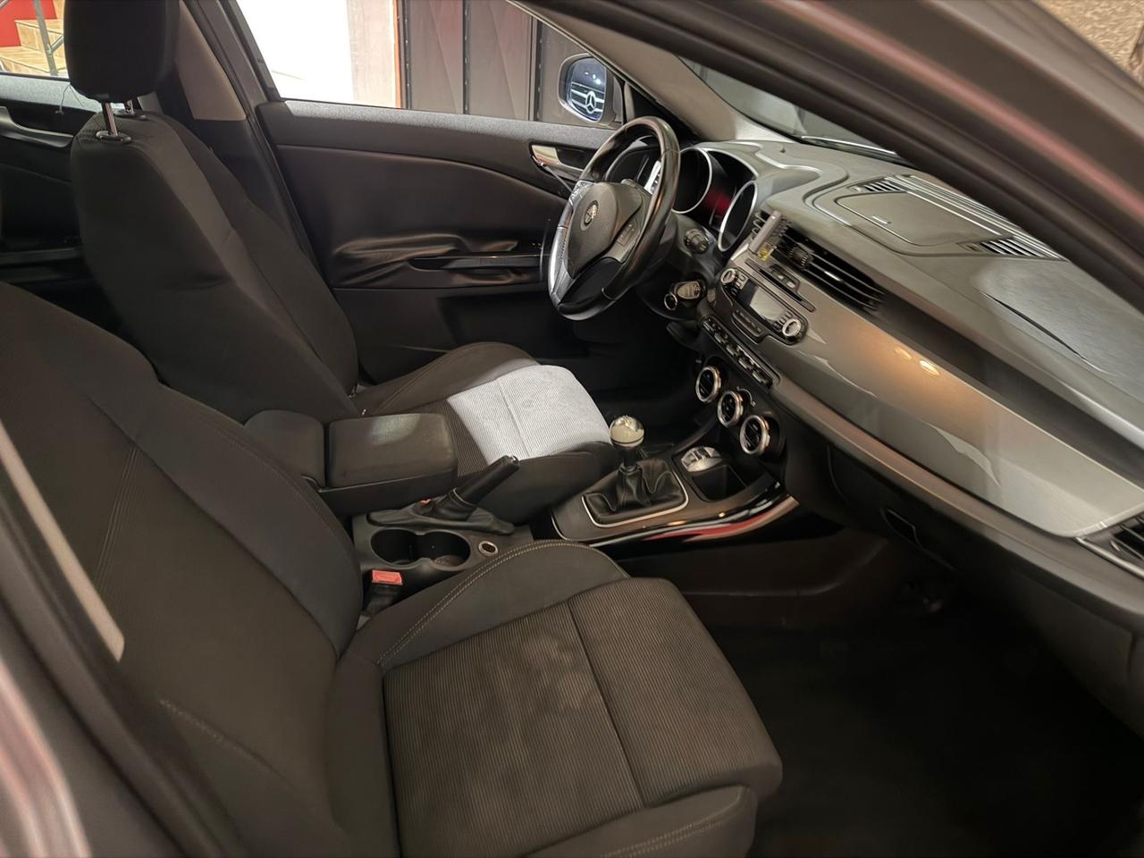 Alfa Romeo Giulietta 1.6 JTDm-2 105 CV Progression