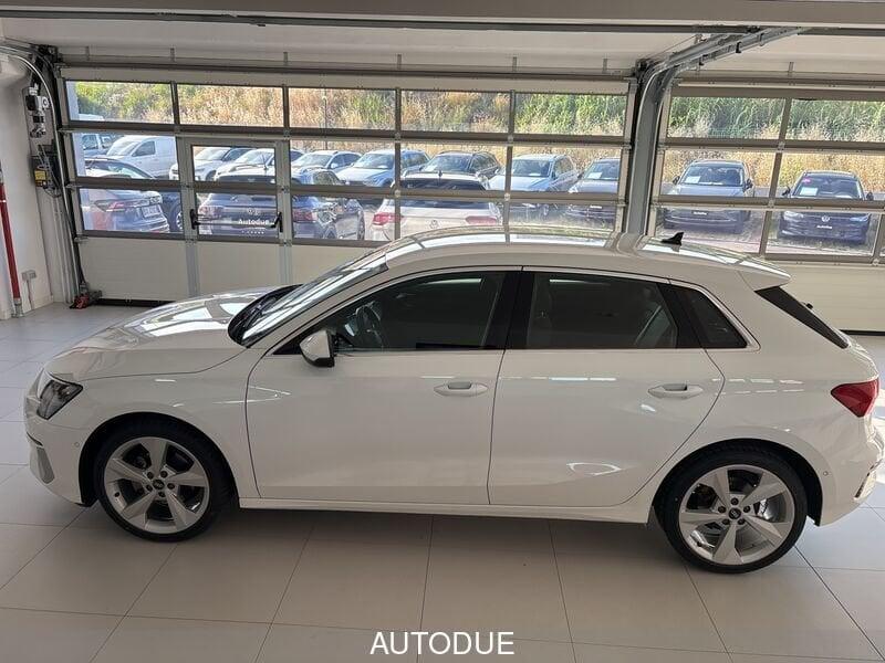 Audi A3 SPORTBACK 3.0 1.5 G-TRON BUSINESS ADVANCED S-TRONIC