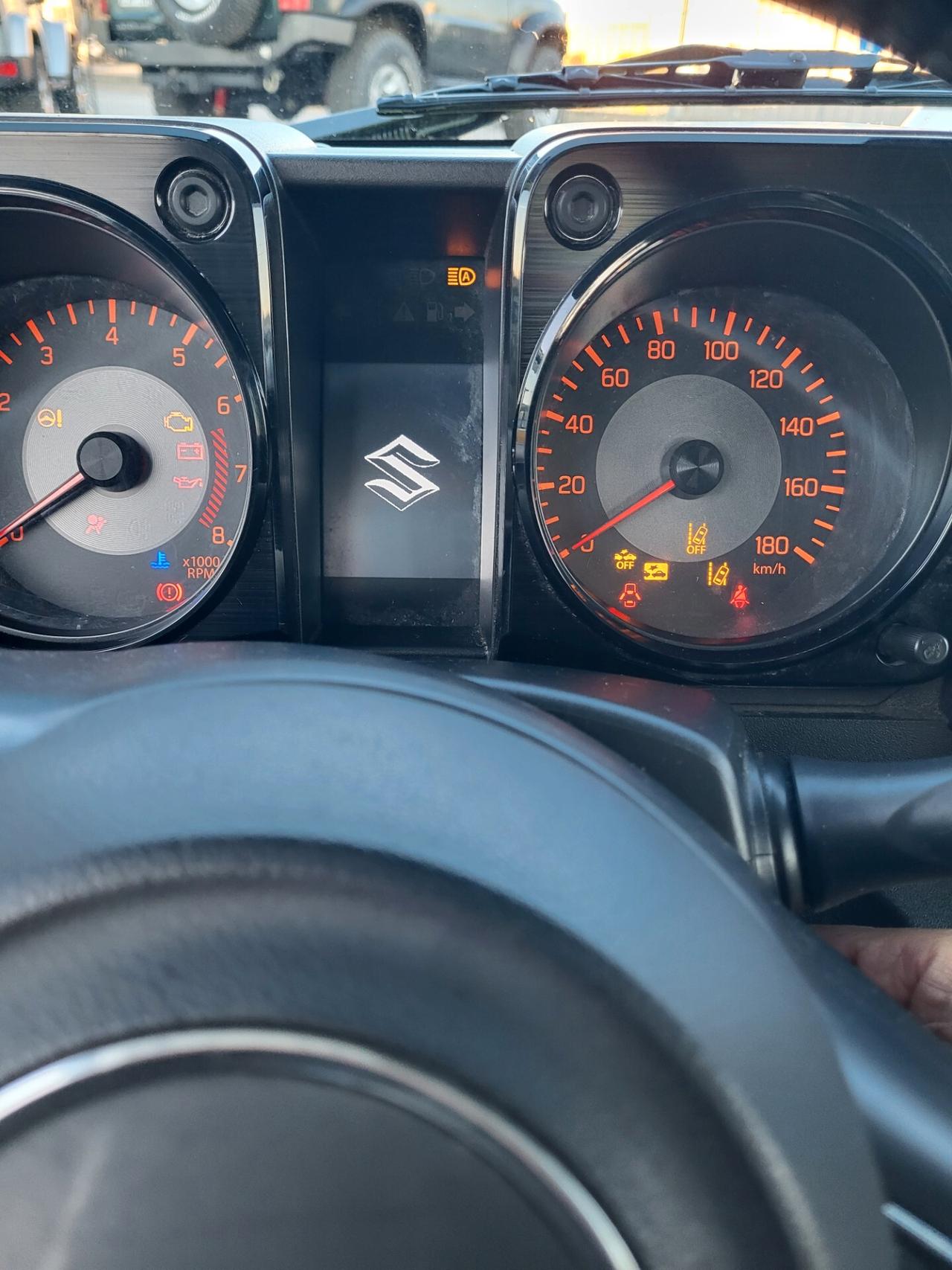 Suzuki Jimny 1.5 5MT Top