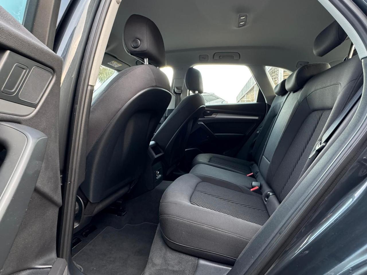 Audi Q5 2.0 TDI quattro S tronic Business