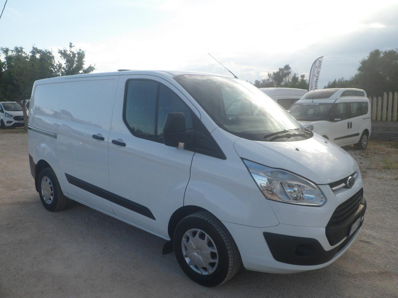 Ford Transit Custom furgone