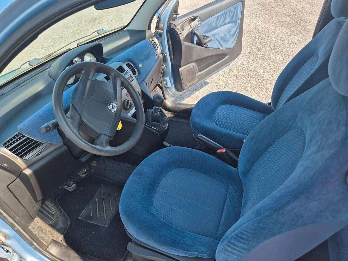 Lancia Ypsilon 1.2 Argento ok neopatentato TAGLIANDATA E REVISIONATA