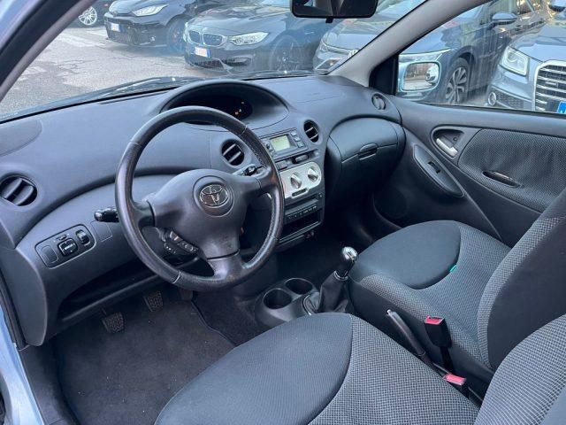 TOYOTA Yaris 1.3i 16V cat 3 porte Sol