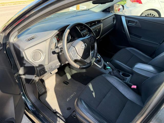 TOYOTA Auris Touring Sports 1.8 Hybrid Active Plus