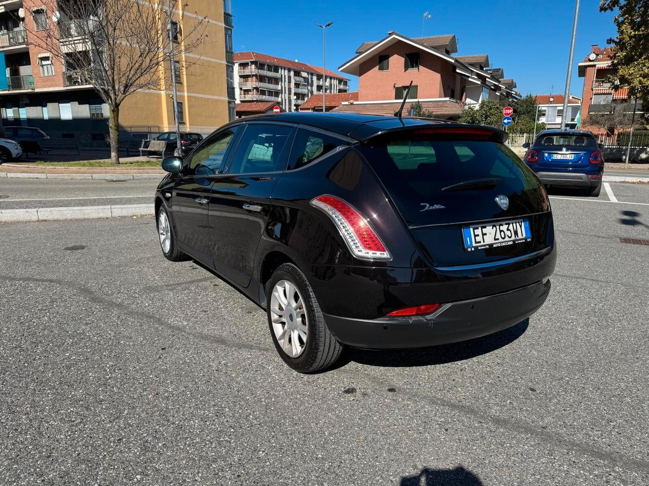 Lancia Delta 1.6 MJT DPF Silver