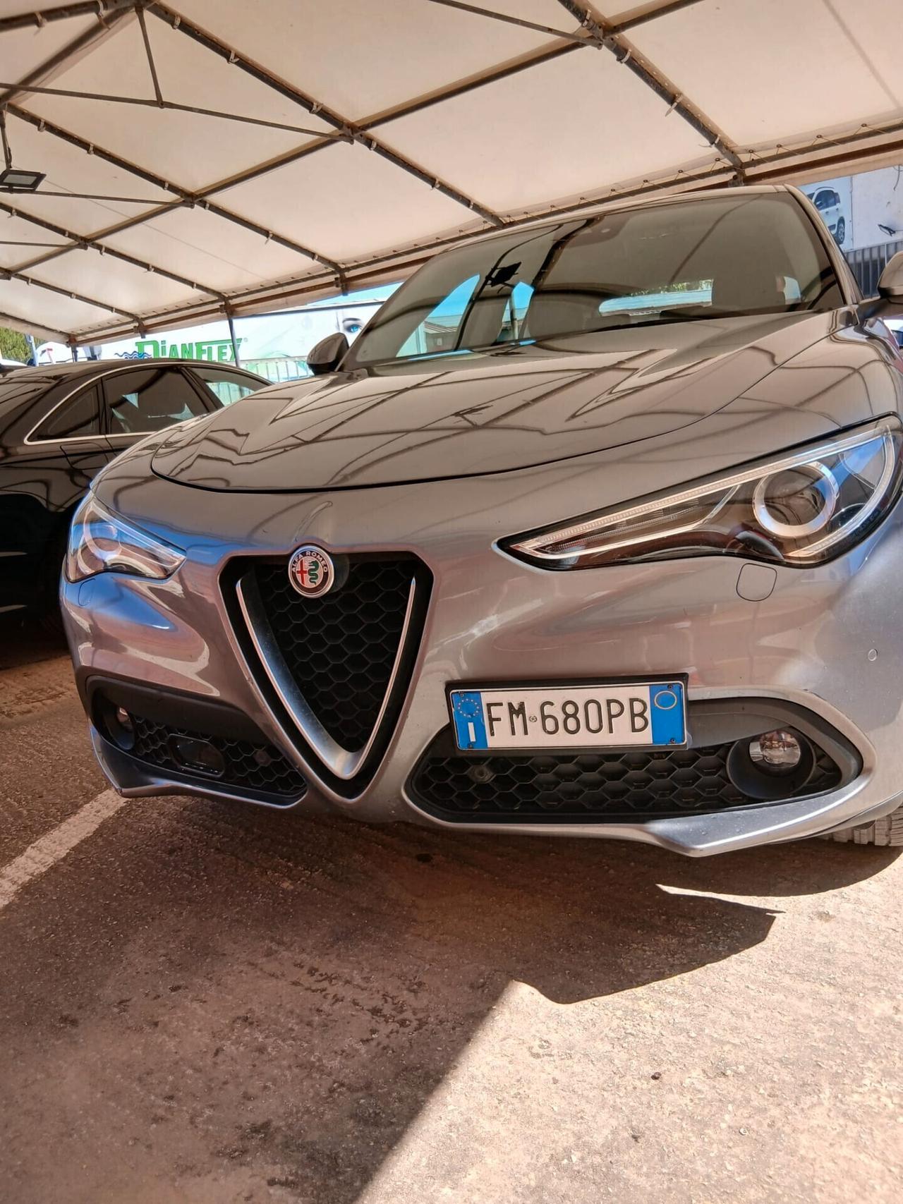 Alfa Romeo Stelvio 2.2 Turbodiesel 210 CV AT8 Q4