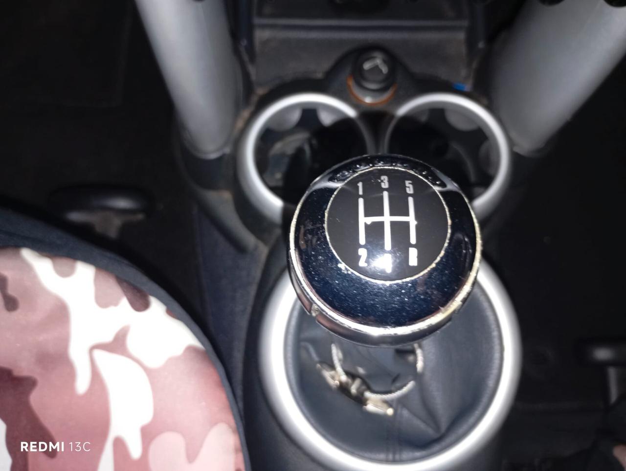 MINI COOPER DEL 2005 BENZINA 150.000 KM