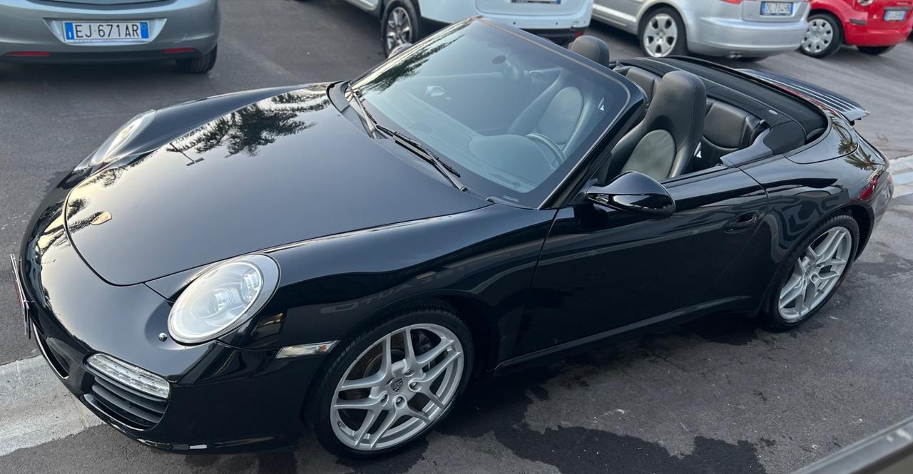 Porsche 911 Carrera Cabriolet