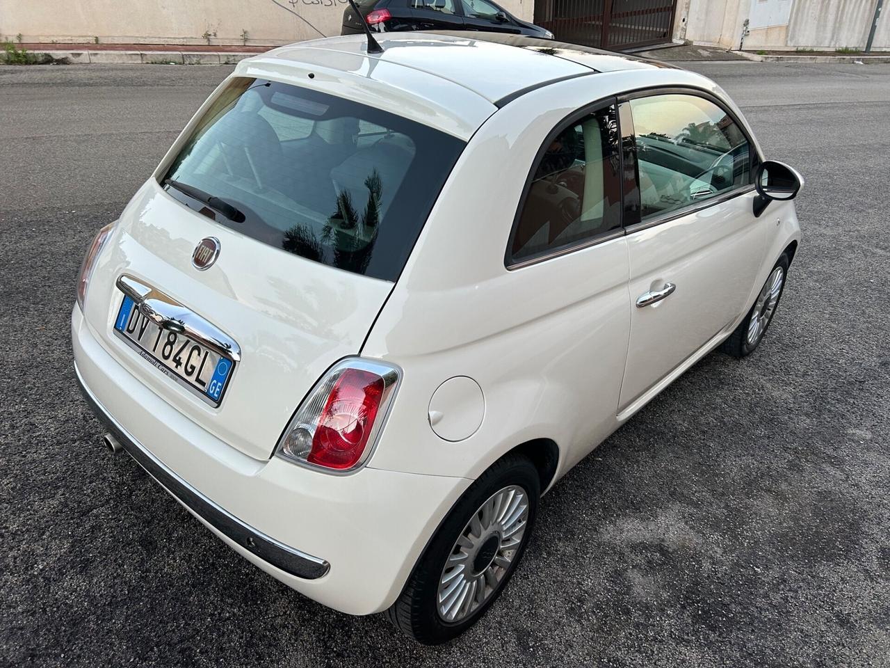 Fiat 500 1.2 Lounge ideale per neopatentati