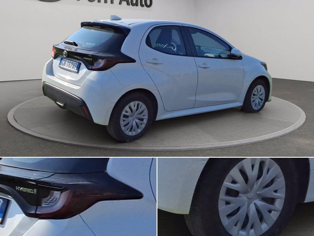 TOYOTA Yaris 1.5h active del 2023