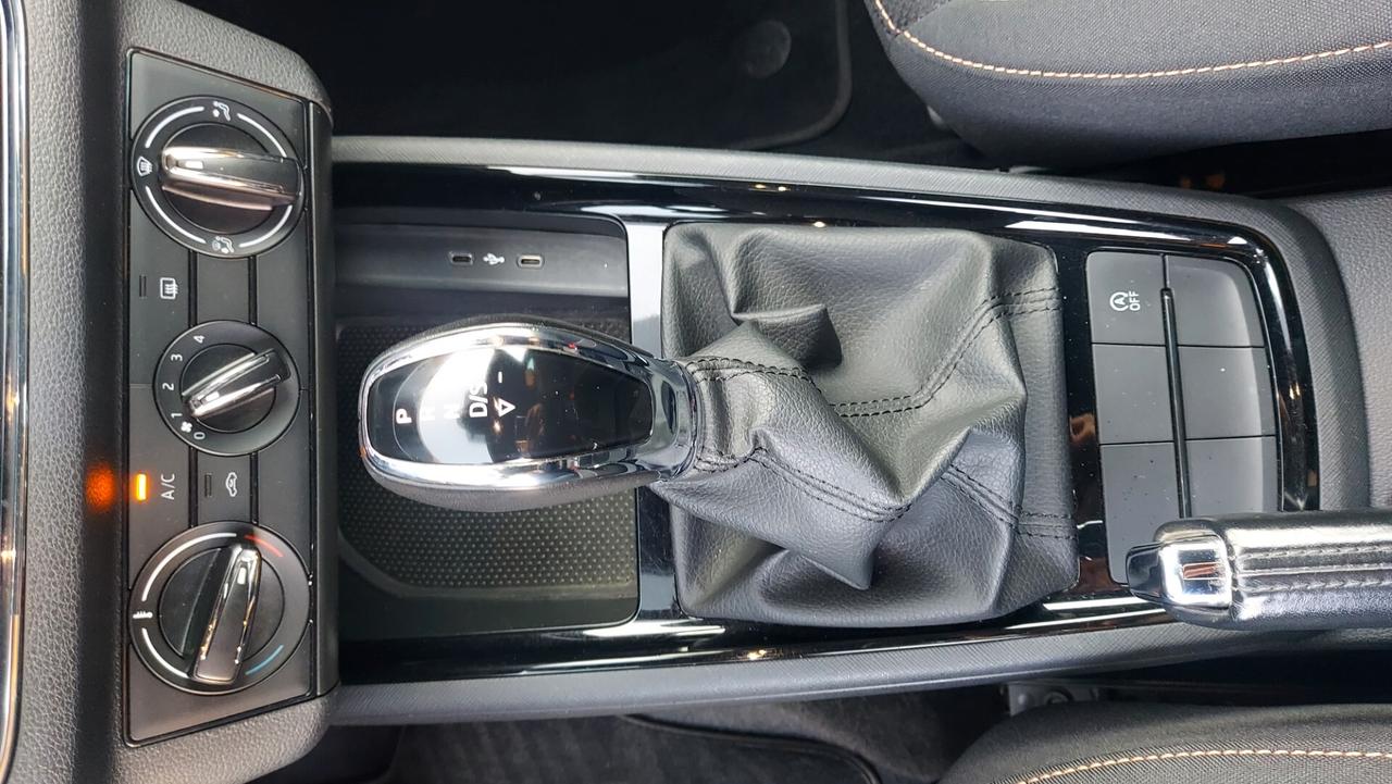 Skoda Kamiq 1.0 TSI 110 CV DSG ScoutLine