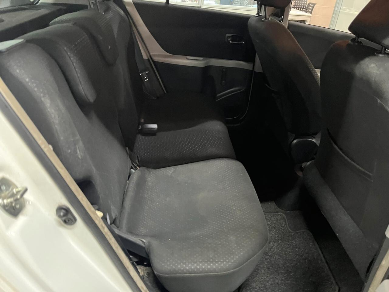 Toyota Yaris 1.3 5 porte