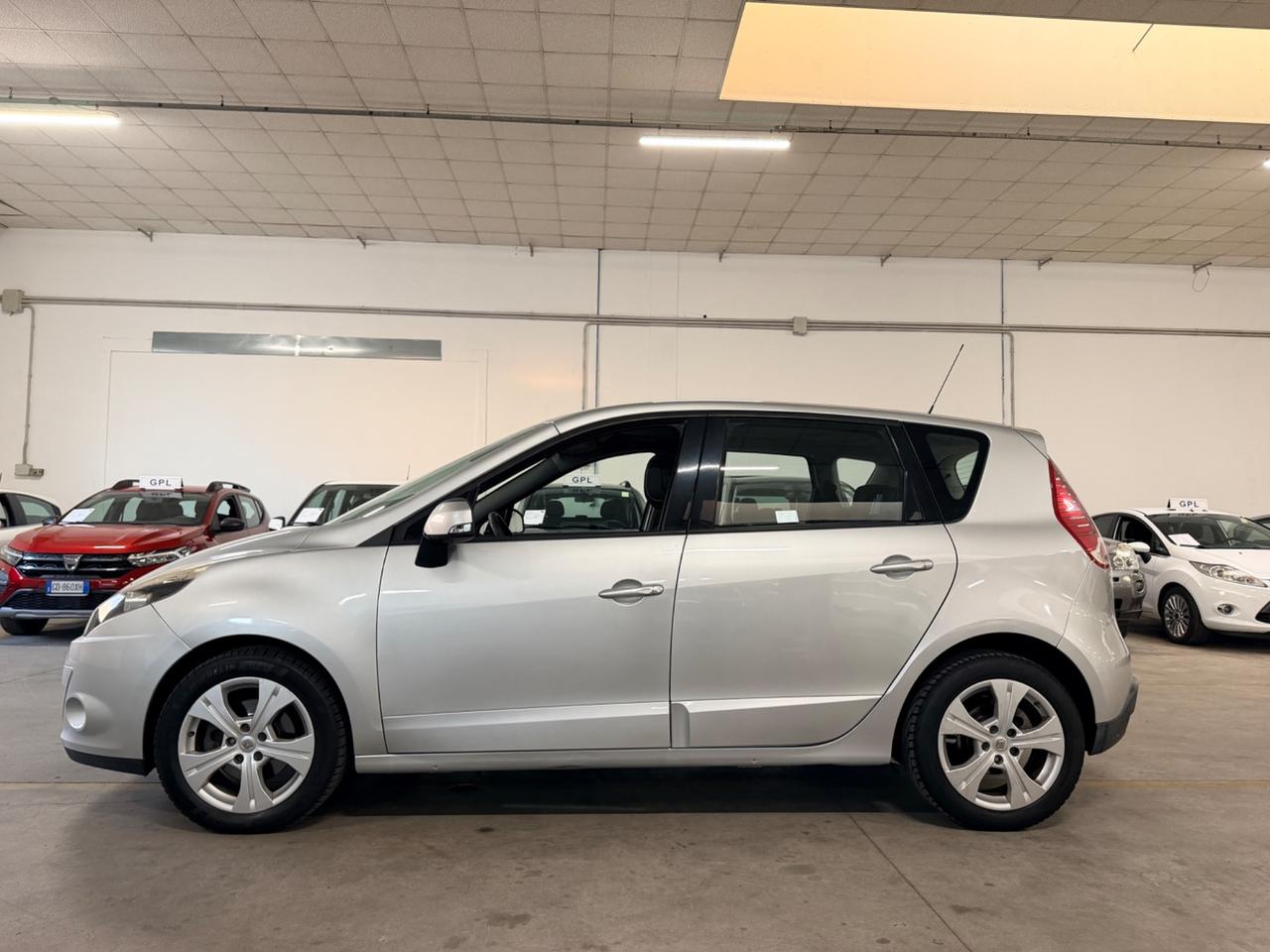 Renault Scenic Scénic 1.5 dCi 110CV Dynamique