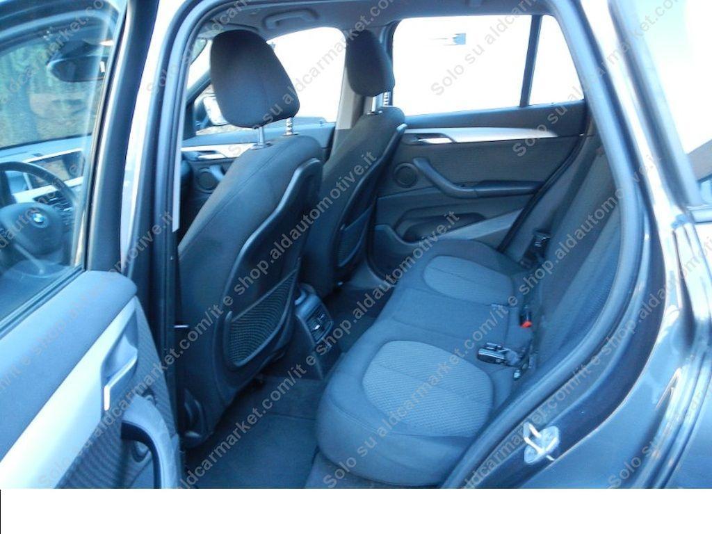 BMW - X1 - xDrive20d Business Advantage Automatico