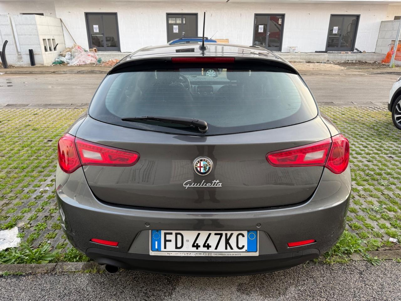 Alfa Romeo Giulietta 1.6 JTDm-2 120 CV Distinctive