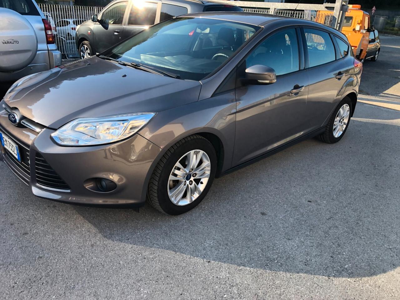 Ford Focus 1.6 TDCi 95CV 5p. Business NEOPATENTATI EURO 5