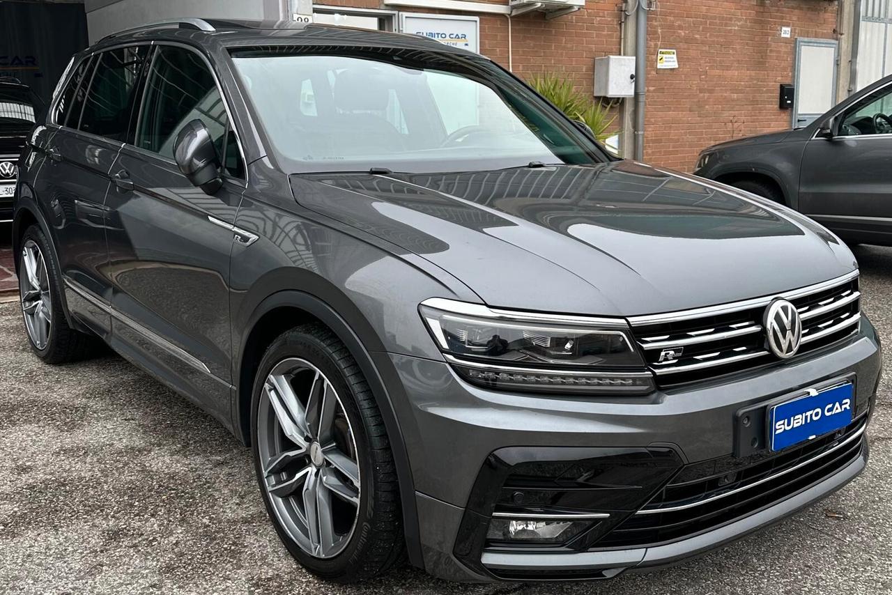 Volkswagen Tiguan 2.0 TDI SCR DSG 4MOTION R-LINE PACK TETTO PANORAMICO ED APRIBILE